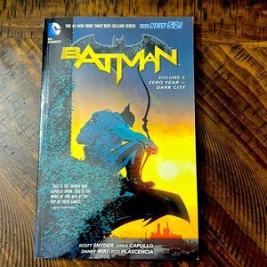 Graphic novel, Batman DC comics. Paper back in mint condition.